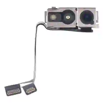 Thay camera trước iPhone 16 Pro giữ Face ID 1